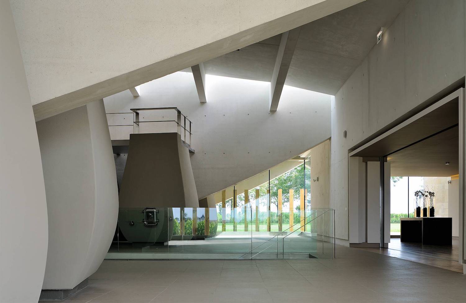 2021 Le Petit Cheval Blanc