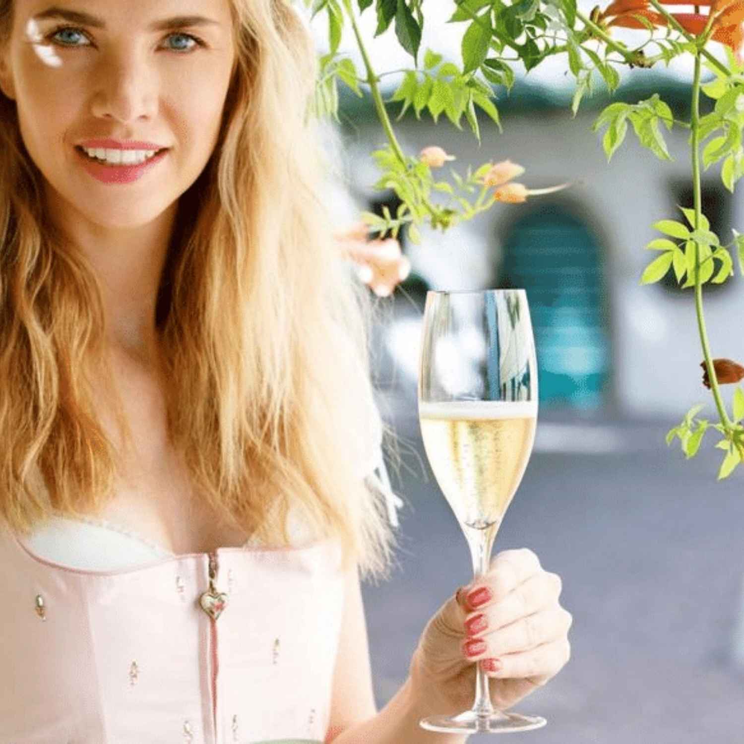 Sommeliers Vintage Champagne Glass